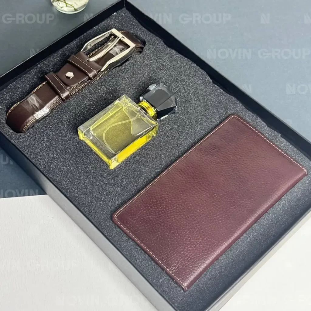 ست عطر هدیه مردانه-با قابلیت حک برند-عطر-کیف پول چرم-کمربند چرم